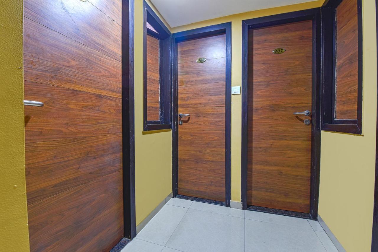 Fabhotel Rb Residency Surat Ngoại thất bức ảnh