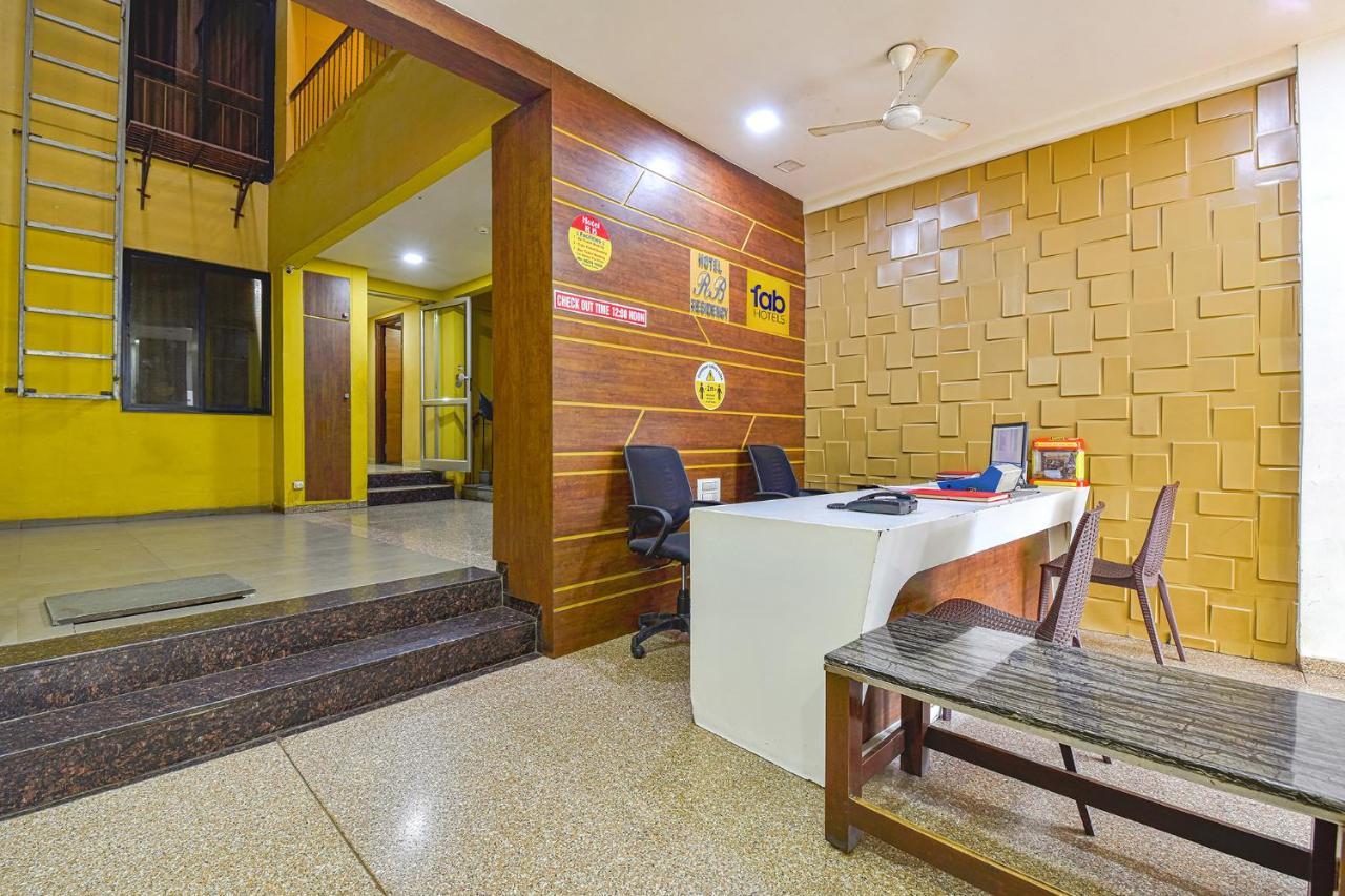 Fabhotel Rb Residency Surat Ngoại thất bức ảnh